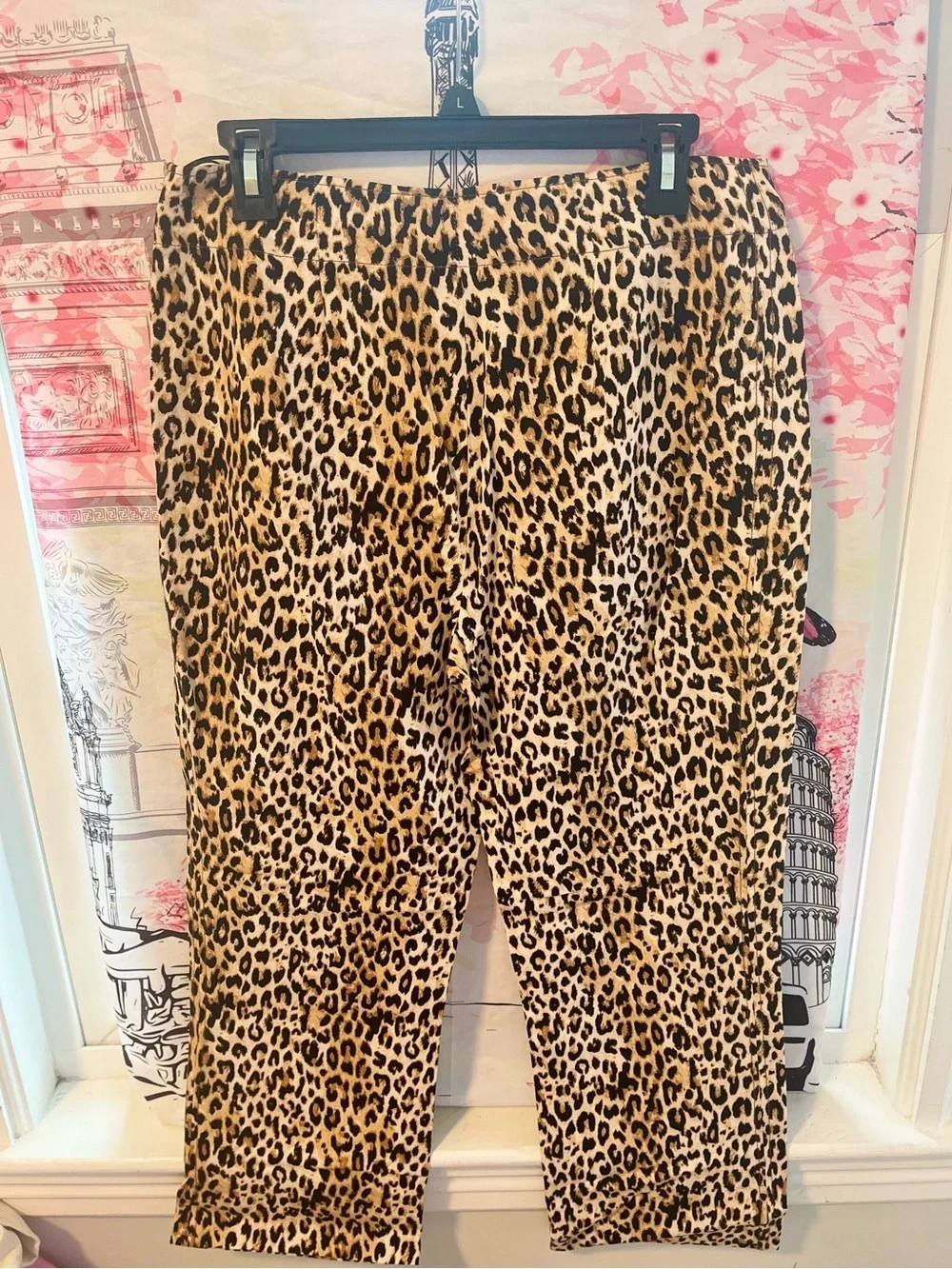 NWT ZARA NWT ZW COLLECTION ANIMAL PRINT CAPRI PANTS 🚨FIRM PRICE